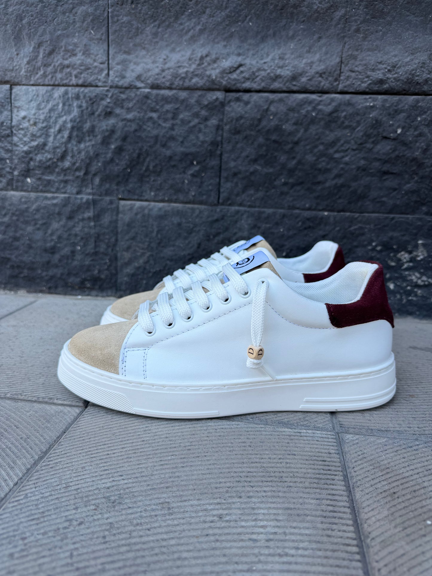 Sneakers arm 150