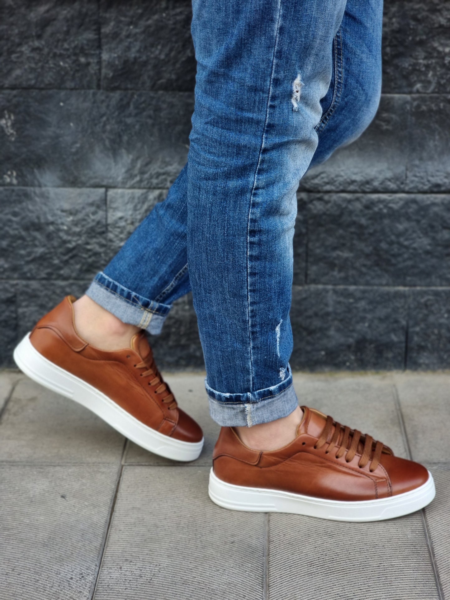 Sneakers in pelle crust cuoio