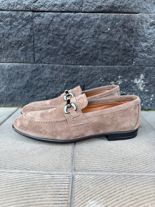 Mocassino con morsetto