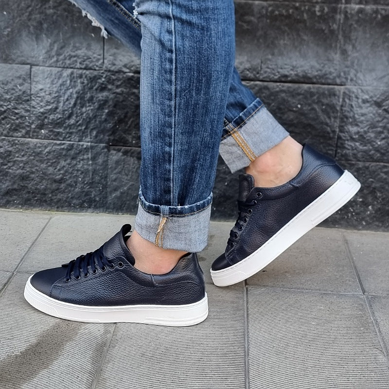 sneakers in pelle bottolato blu
